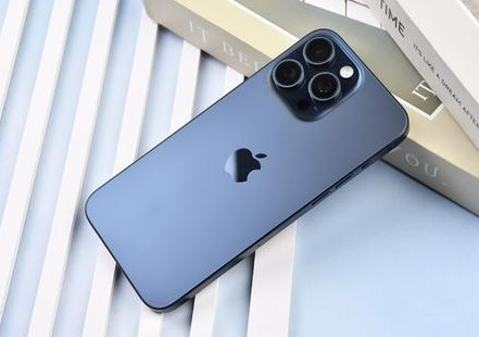 井陉苹果维修点分享iPhone 15 Pro Max屏幕更换全新实操风险 